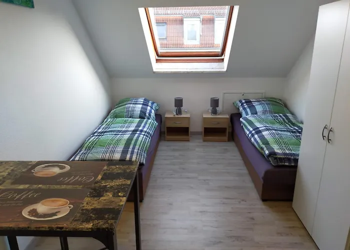 Apartment Flex Aparts - Grosse, Moeblierte In Mit 2 Zimmern Zwickau