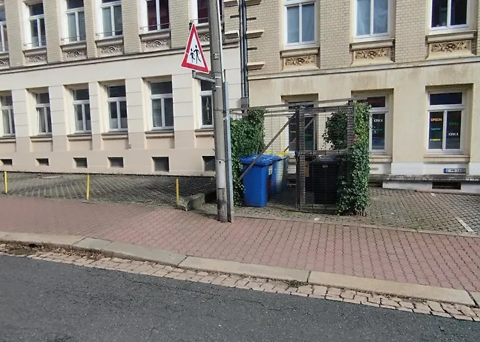 Flex Aparts - Grosse, Moeblierte In Mit 2 Zimmern Zwickau